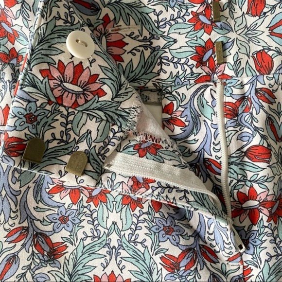 LOFT Women's Floral/Leaf Print Shorts Size 10 Cotton Blend - Picture 5 of 8